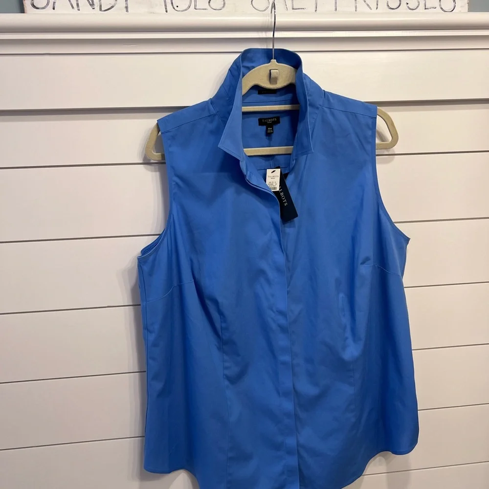NWT NO WRINKLE SLEEVELESS BLOUSE - Picture 2 of 8